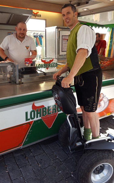 Mit dem Segway zum Lohberger Würschtl-Stand am Grünen Markt